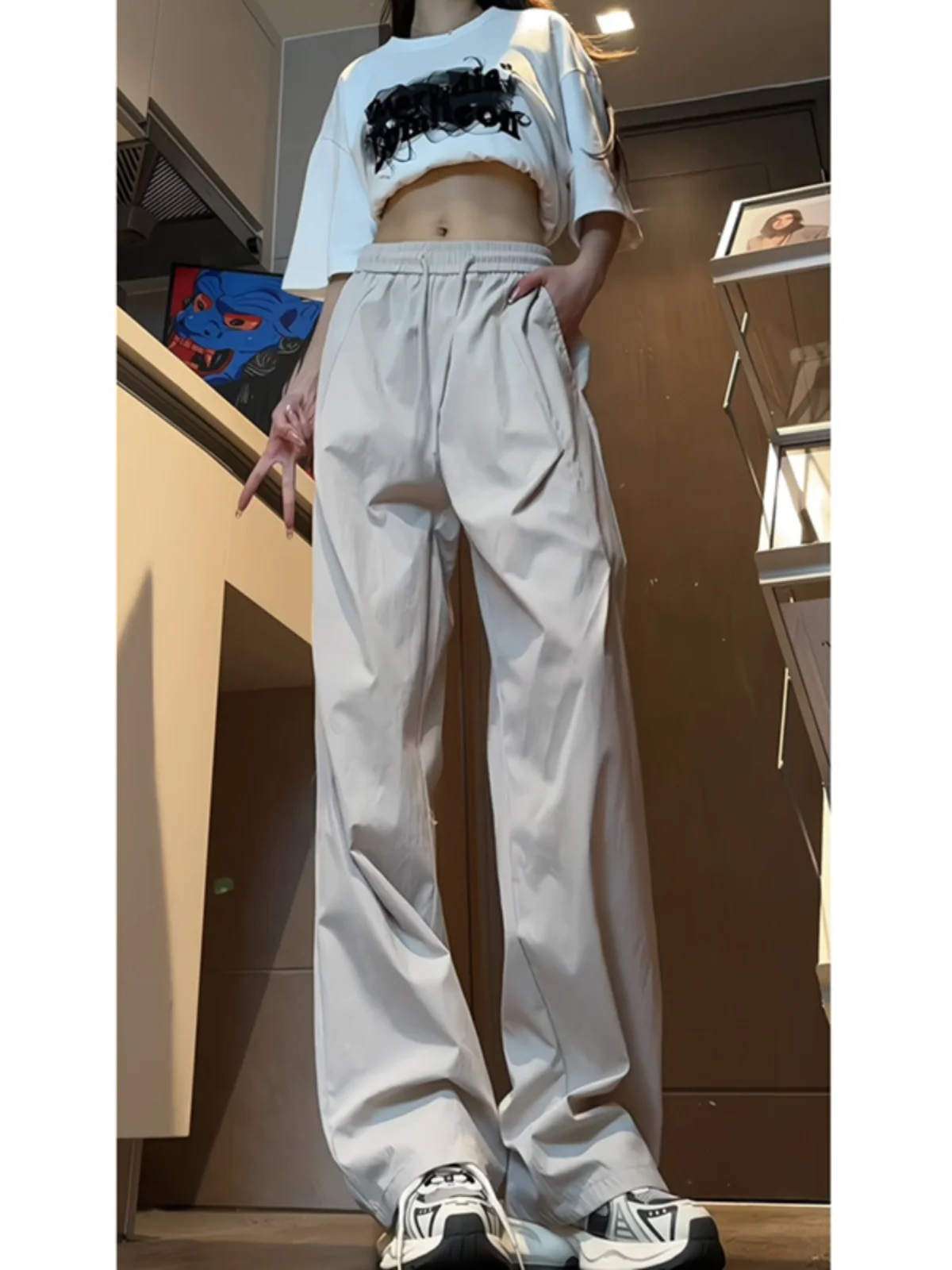 

Ice Silk Drop Waist Paratrooper Pants Men's Summer Thin Spor Trousers Pleated Design Wide Leg Straight Cut Casual Trousers