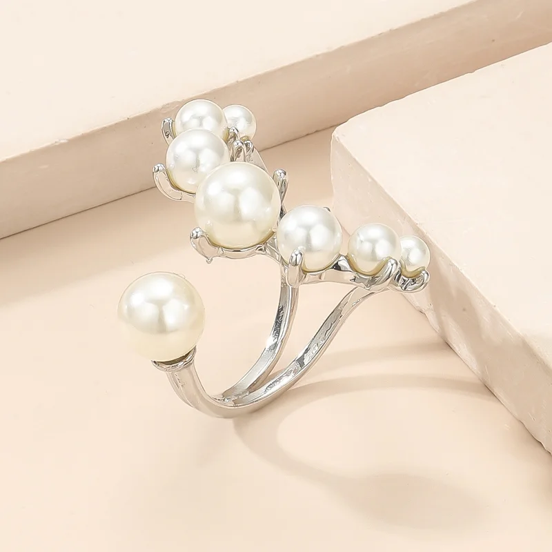 IHUES 1Pcs French Vintage Pearl Rings for Women Fashion Joint Opening Ring Party Engagement Decoration