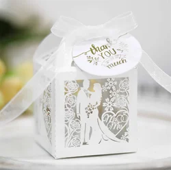 50Pcs/Lot Lase Cut Bride Groom Wedding Sweets Candy Box Guests Gift Boxes Paper Packaging Baby Shower Chocolate Cookie Box