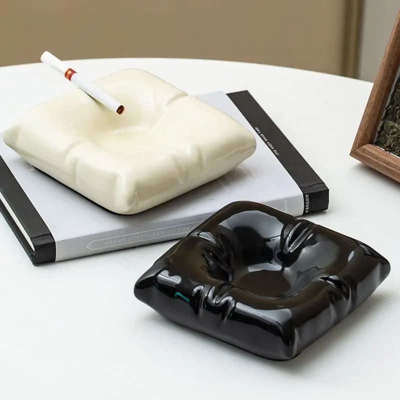 

2025 креативная керамическая пепельница для дома, персонализированная модная тенденция, гостиная, офис, ветрозащитная и пыленепроницаемая квадратная пепельница LI357