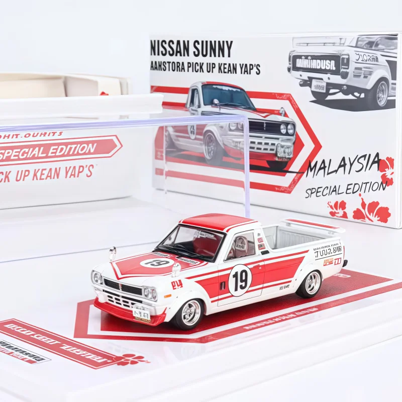 1:64, Малайзия-эксклюзивный пикап Sunshine HAKOTORA, литая под давлением статическая миниатюрная игрушечная модель автомобиля из сплава, для коллекции для взрослых.