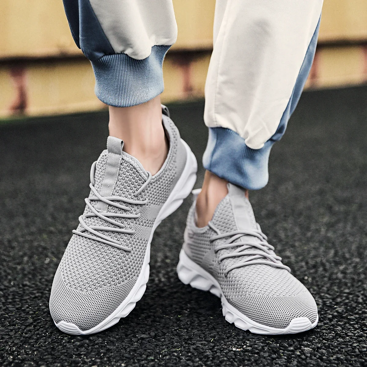 

Breathable Men's Sneaker Casual Antiskid and Wear-resistant Jogging Men Sport Shoes Hot Sale Light Man Running Comfortable