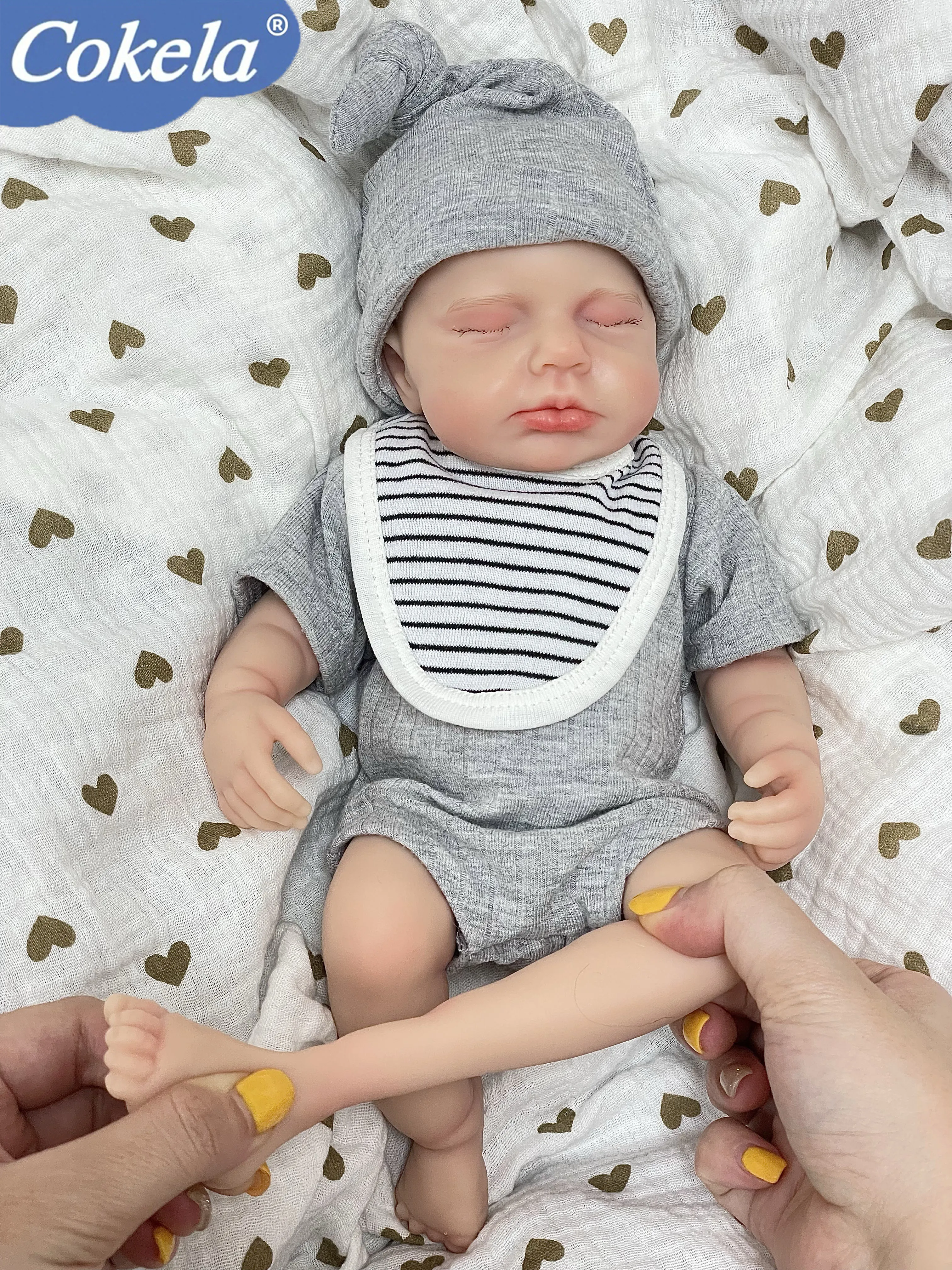 Cokela 12 بوصة سيليكون صلب كامل مرن فائق النعومة لطيف صغير الحجم نابض بالحياة تولد من جديد دمية طفلة