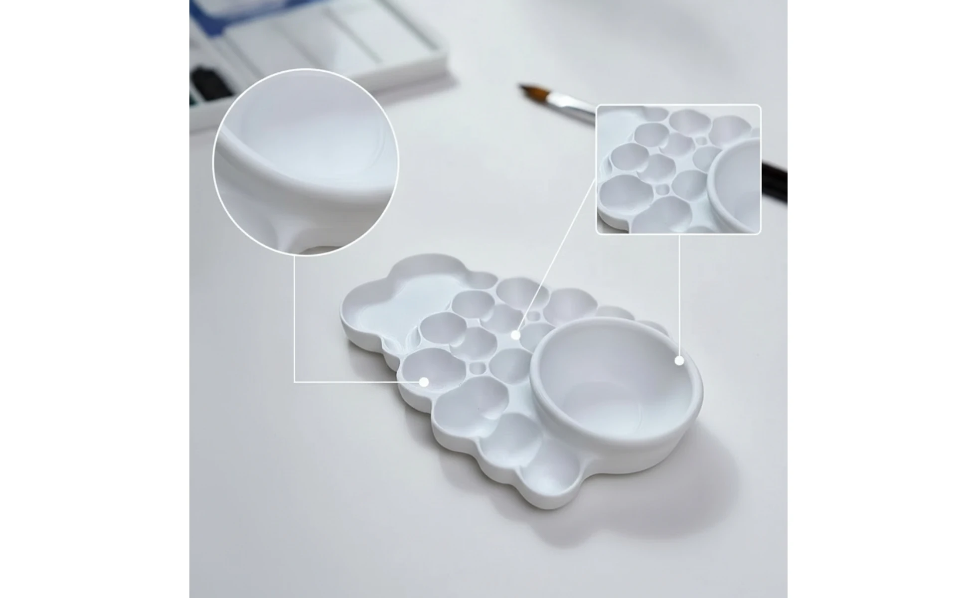 Cloud Paint Palette Long-Lasting Palette with Mixing Wells Art Supply Glossy Molded for Painters, Studio Painting, Sketching