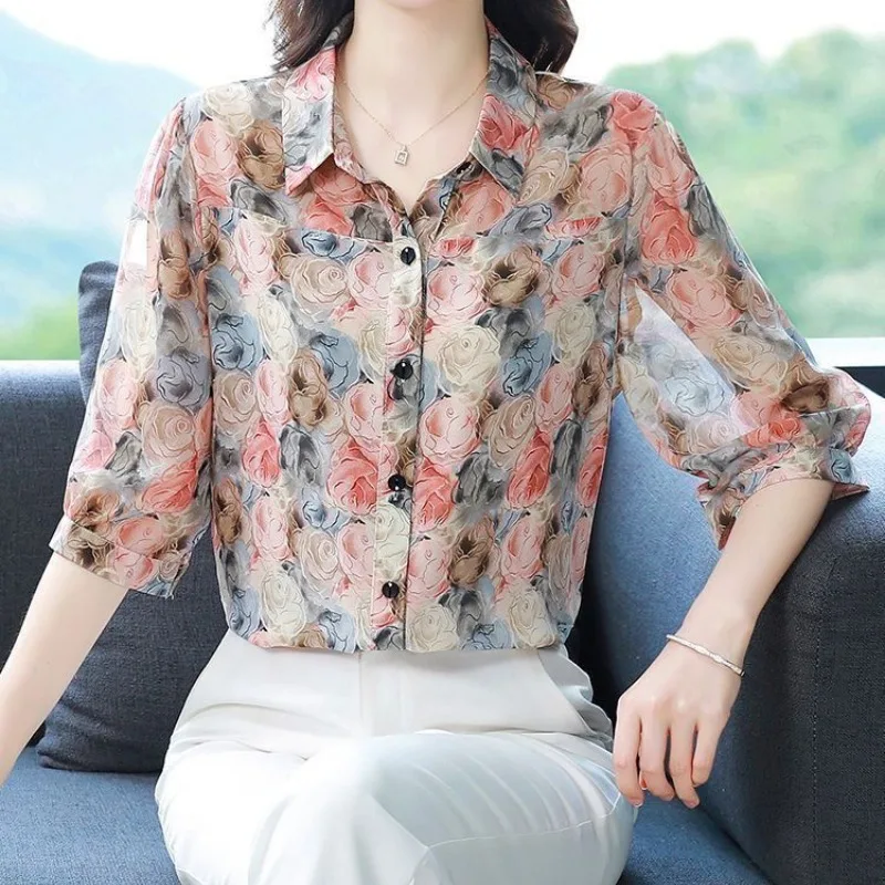 Spring and Autumn Women's Pullover Lapel Single Breasted Flower Pattern Printed 3/4 Sleeve Tee T-shirt Fashion Casual Tops