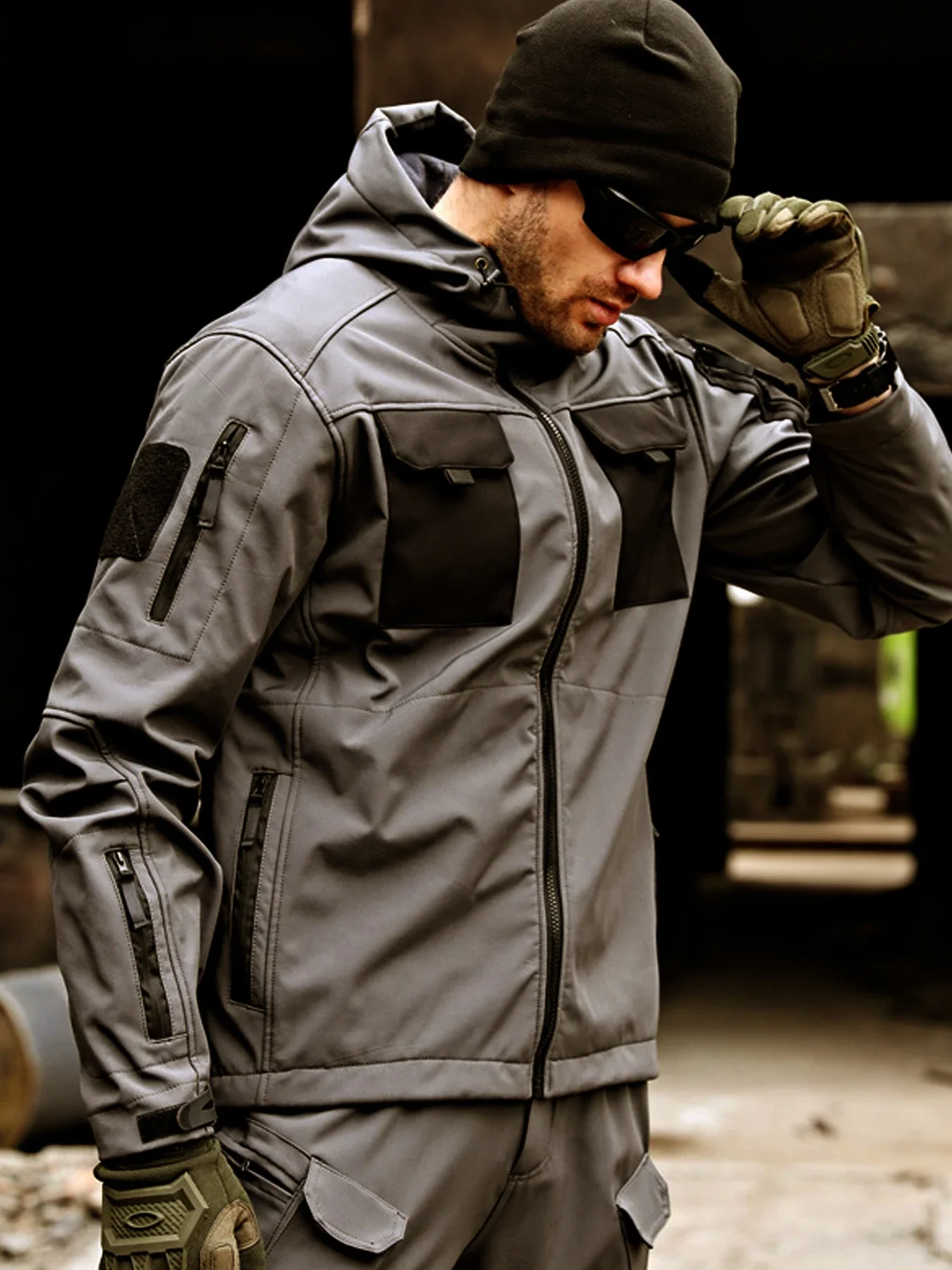 Tactical Jackets Men Military Outdoor Waterproof Hood Windbreaker Work Wear Soft Shell Multi-pockets Hunting Motorcy Tops Winter