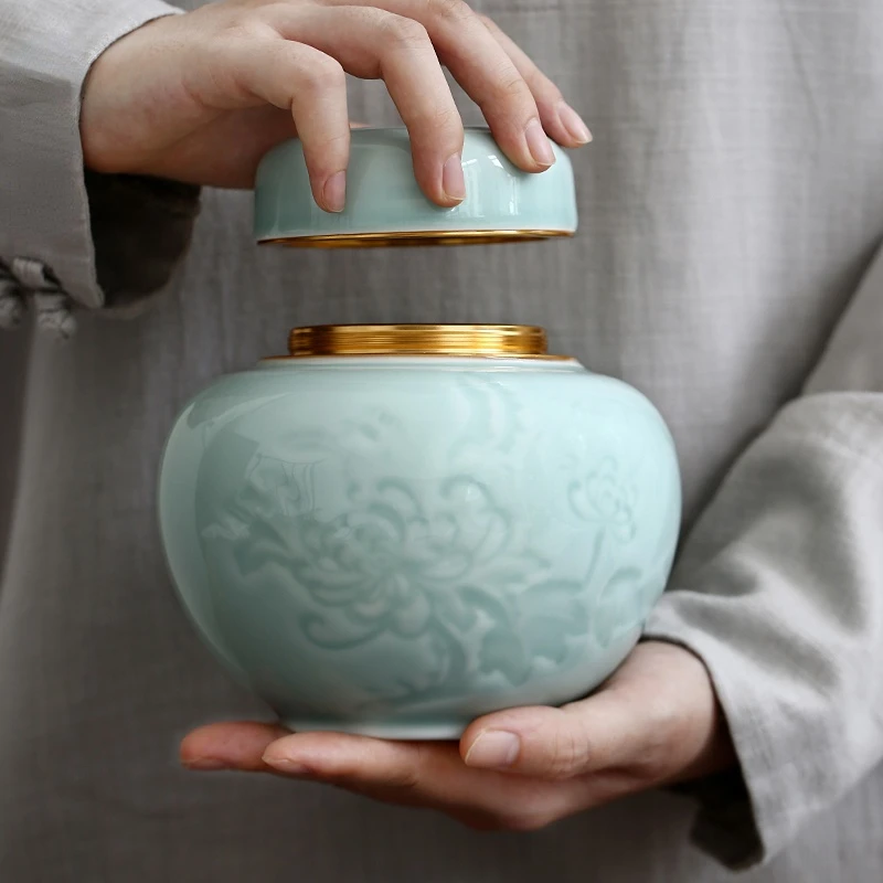 

Longquan Celadon Ceramic Sealed Metal Sealing Ring, Large Storage Moisture-Proof, Household, Pet Urn, Souvenir