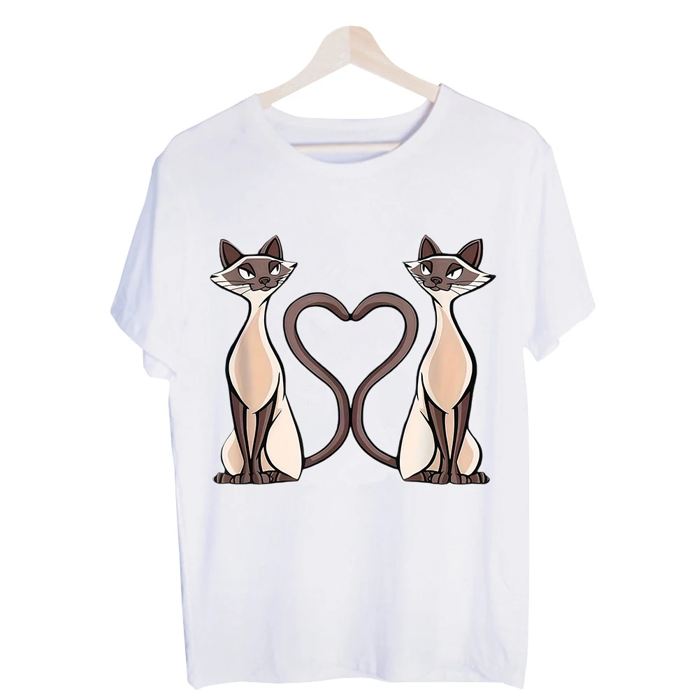 Men's Siamese Cat Heart Tail Graphic Tee, Short Sleeve Crew Neck T-Shirt for Casual Daily Wear and Summer Outfits