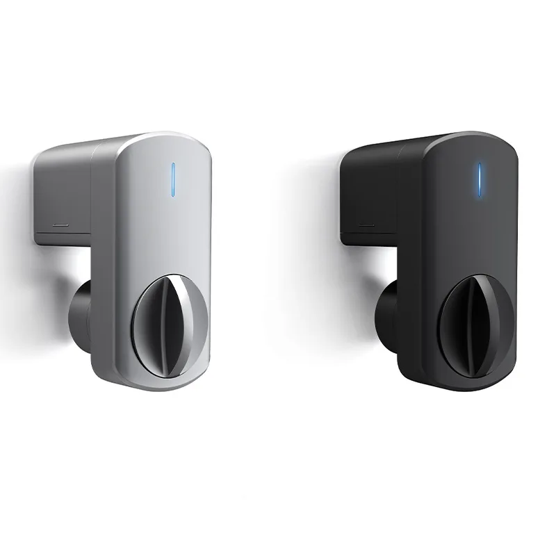Picture 3: Mechanical door lock transforms into an electronic lock to open the door empty-handed Bluetooth smart lock