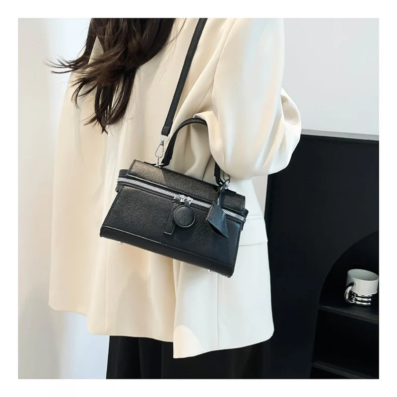 

Стильная женская сумка-мессенджер из кожи в полоску с точечным принтом Boasting Paris Повседневная винтажная просторная мягкая аккуратная повседневная сумка ​