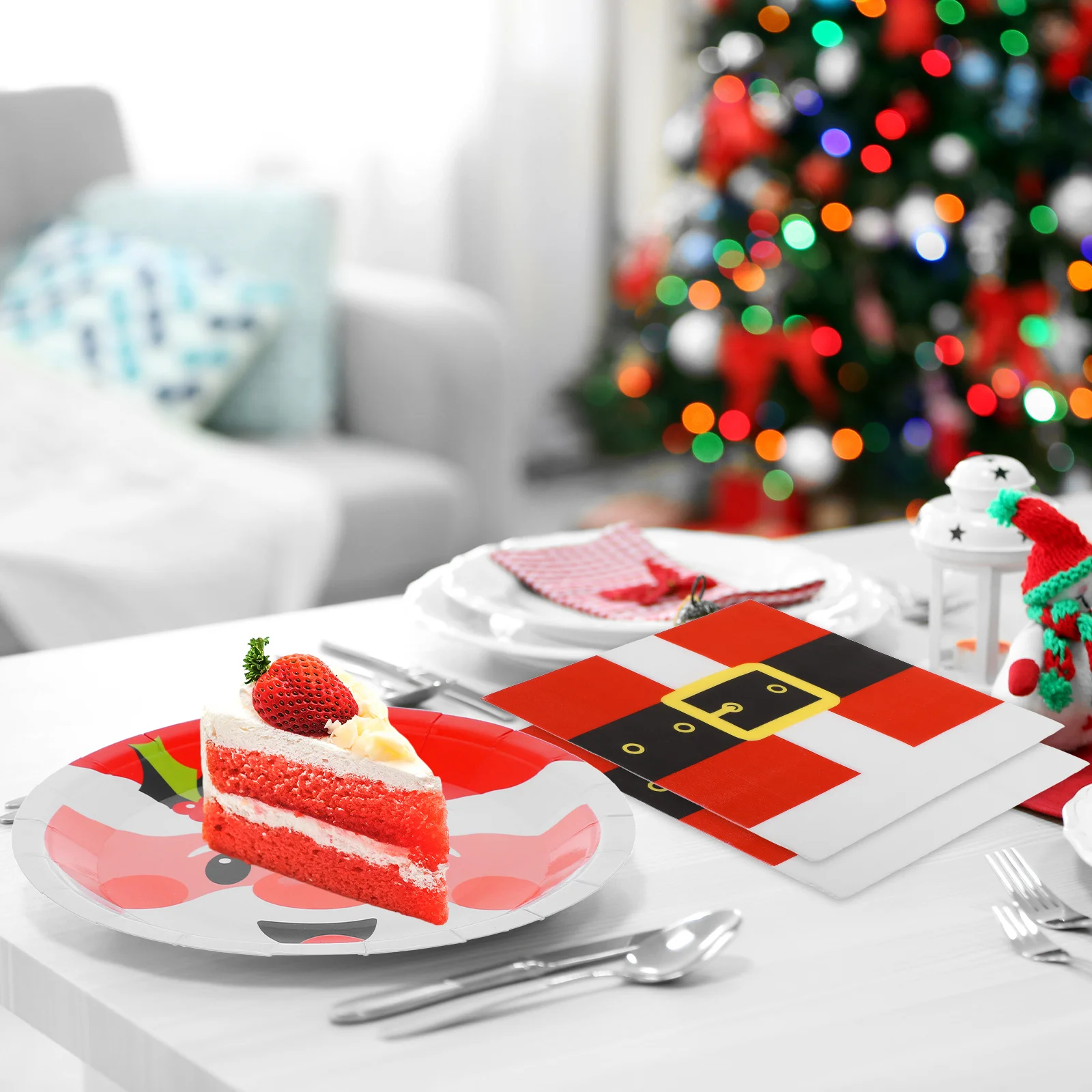 

1Set Christmas Tableware Kit Disposable Elegant Pattern for Party Picnic Events Christmas Party Supplies Decorations