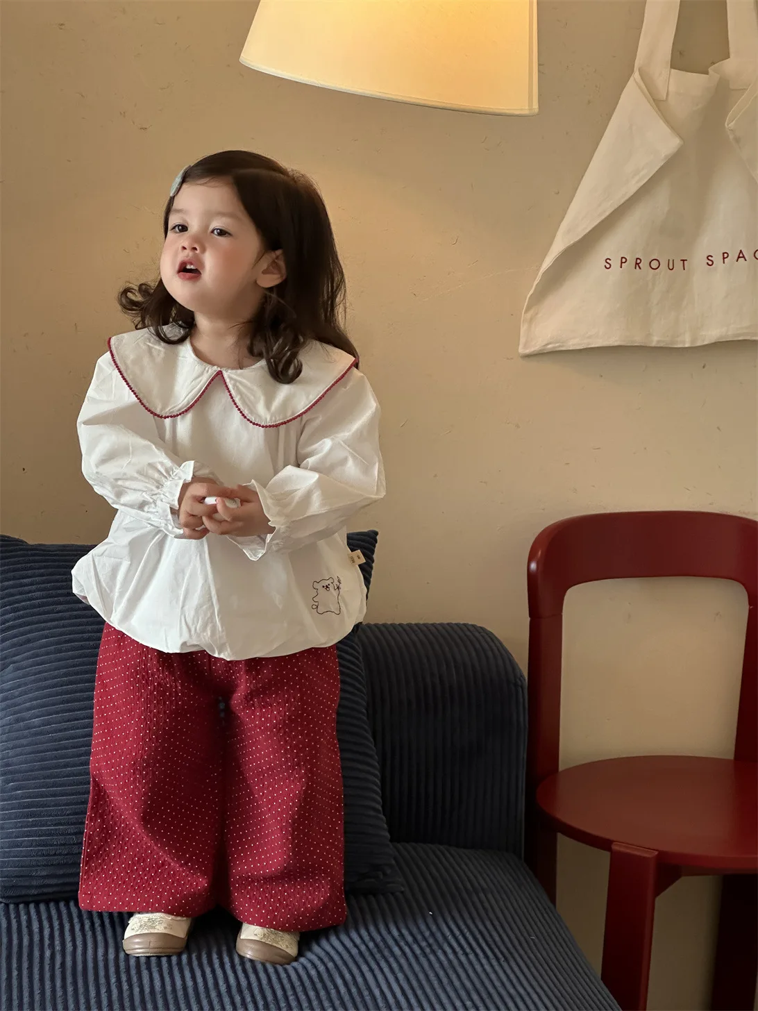 2025年秋新作 女の子 ラペルシャツ キッズ ゆったり 長袖トップス 子供服 女の子 綿シャツ 幼児 プリンセス カジュアル服