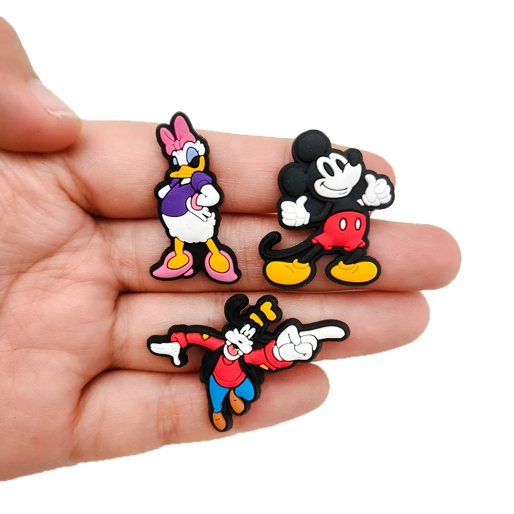 Engraçado disney-PVC sapato encantos para crianças, desenhos animados miniso, mickey mouse, personagens pato, diy, decorar, acessórios bonitos, presente festa, 1pc