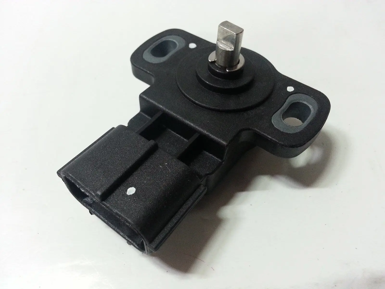 

Genuine POTENTIOMETER For SSANGYONG MUSSO/SPORTS, KORANDO,REXTON ~05 #6615424215