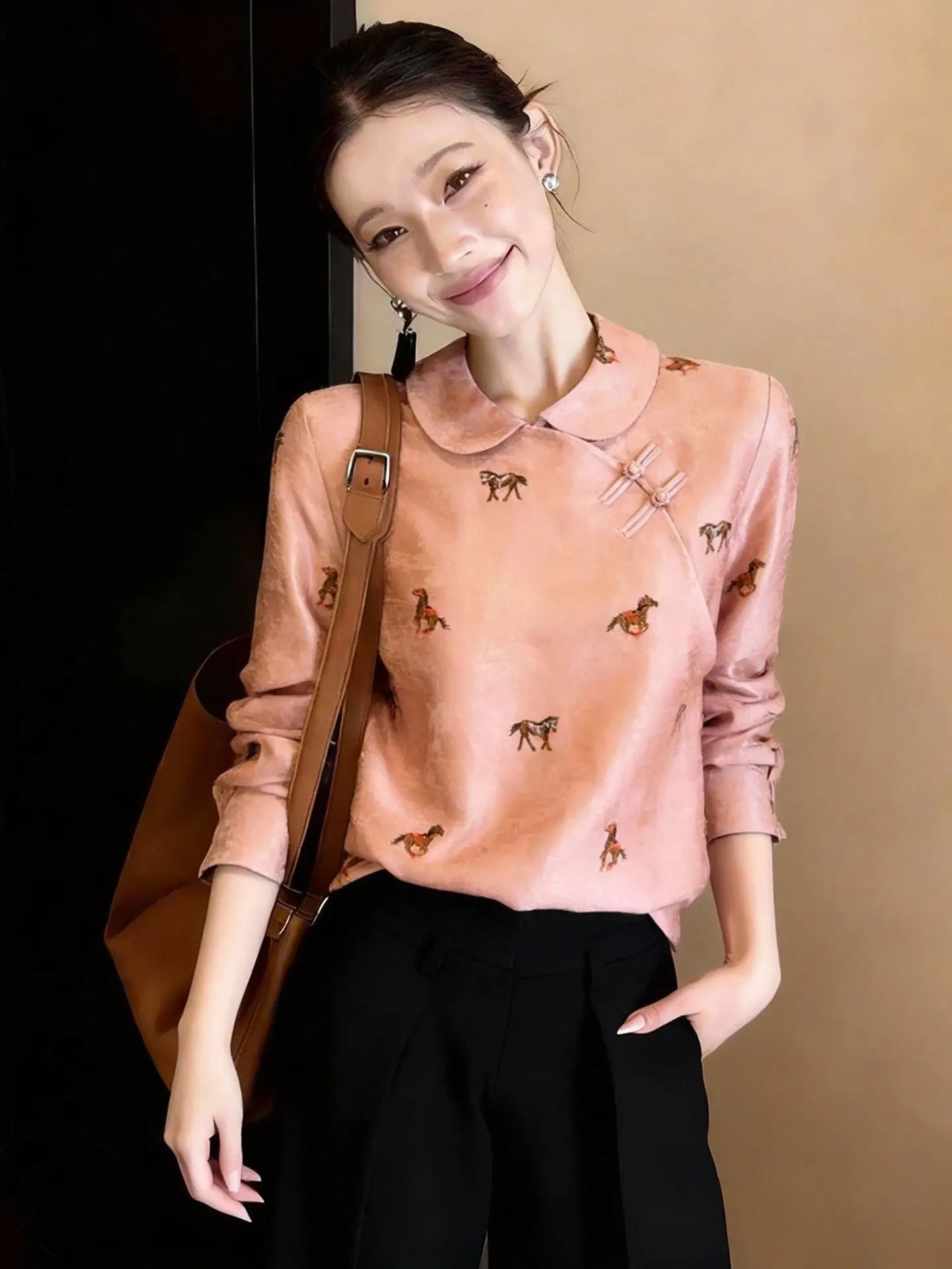 

Retro Court Style Long Sleeve Pink Print Top Stand Collar Gentle Slimming Unique Women's Fashion Autumn Winter Commute Shirt