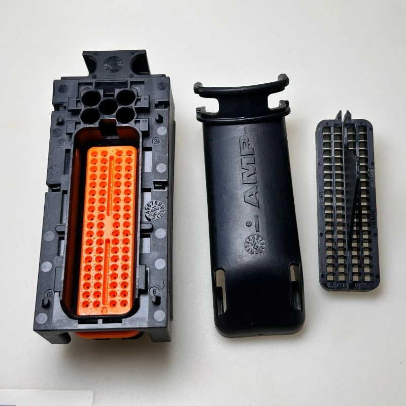 1813712-9 Original 81-hole connector, automotive ECU computer board plug BS computer board plug