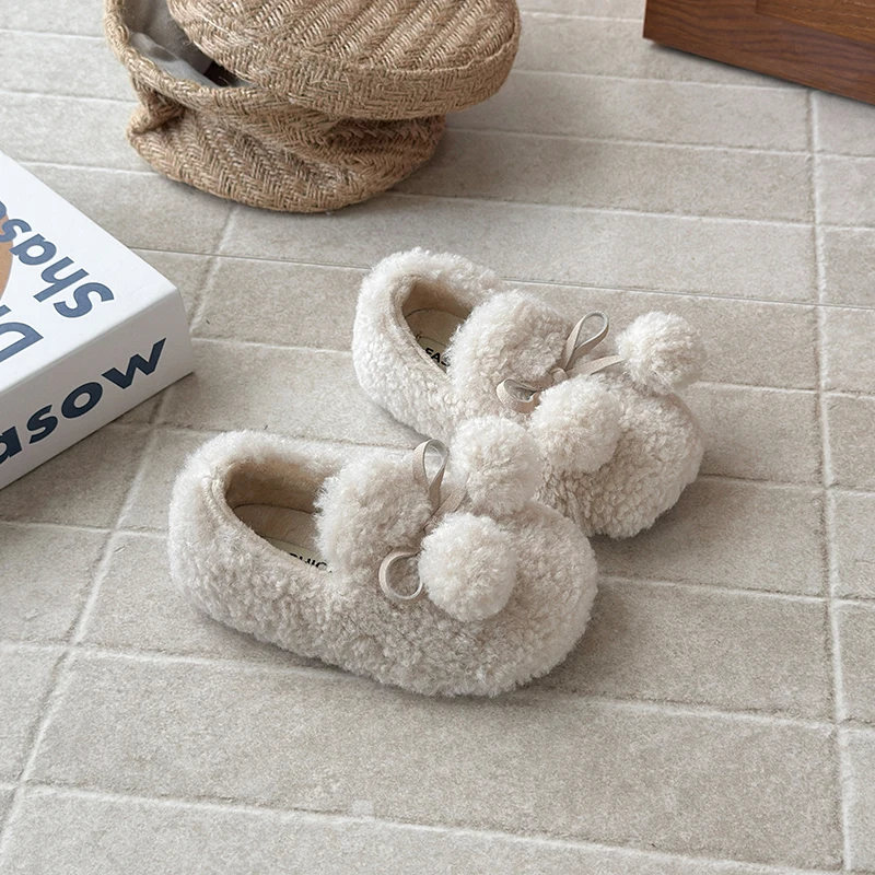أحذية أطفال شتوية جديدة لعام 2025 أحذية قطنية دافئة للفتيات أحذية شعر لطيفة بخطوة واحدة أحذية ناعمة من الأسفل مضادة للانزلاق خفيفة الوزن #2