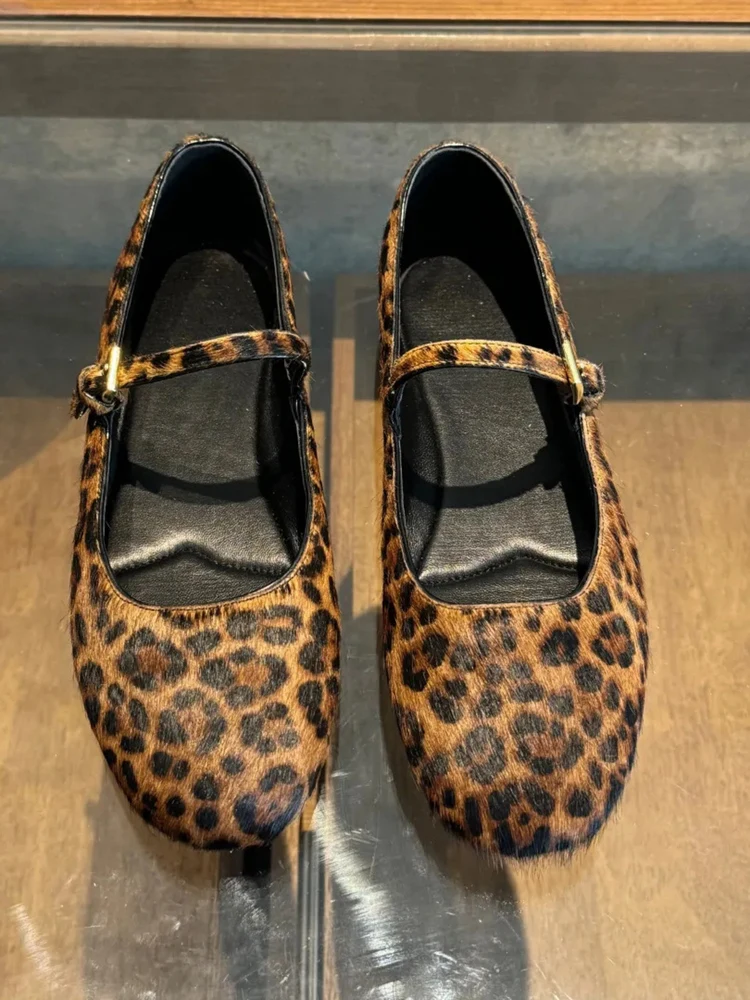 soft-leather-mary-jane-flat-heels-shoes-with-buckle-design-and-leopard-pattern-for-women-korean-style-round-toe-flats