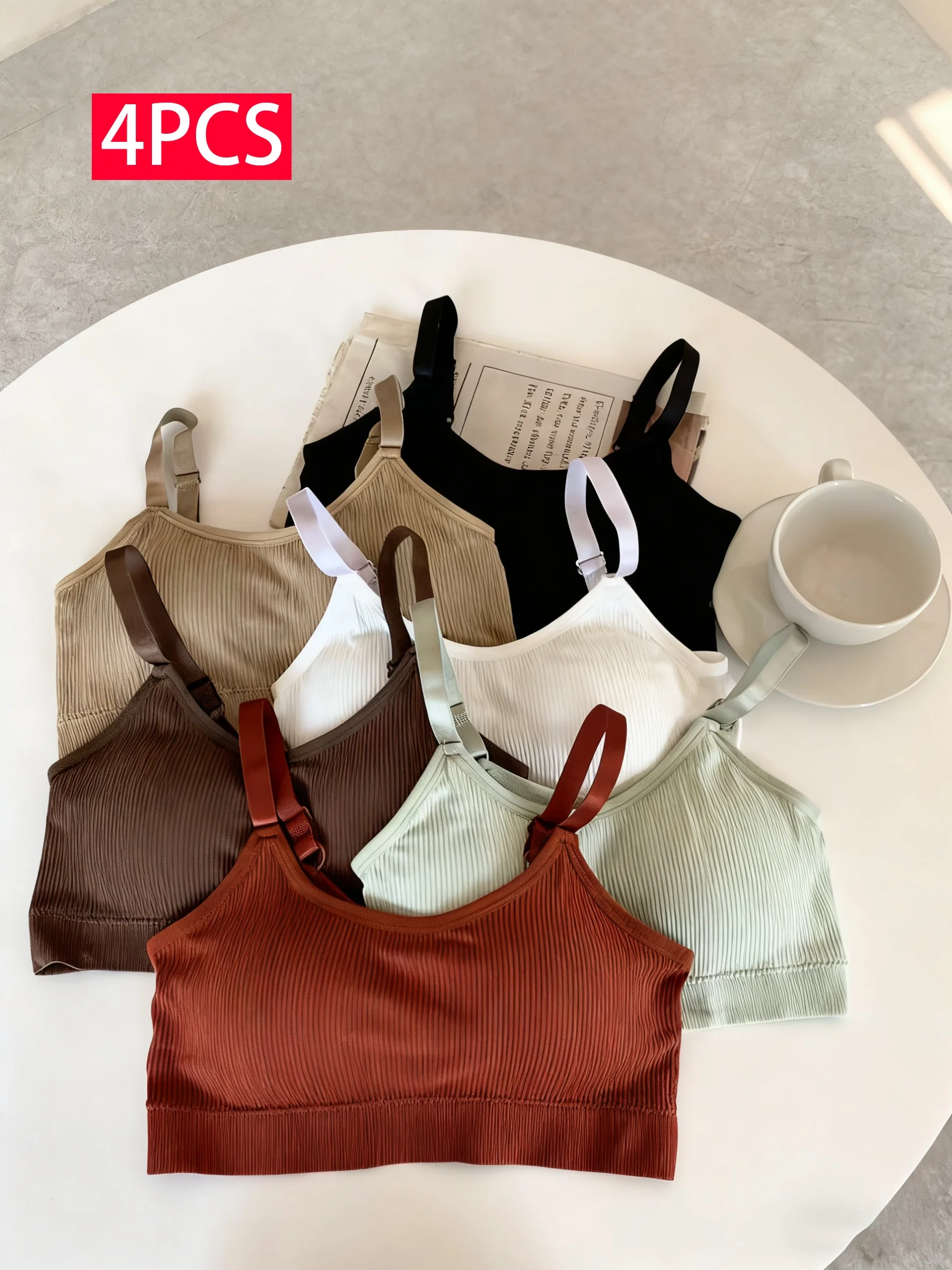 女性リブキャミソールスポーツブラ 4 個ランダムカラーセット - Wirefree Bra Comfort のレビューと価格