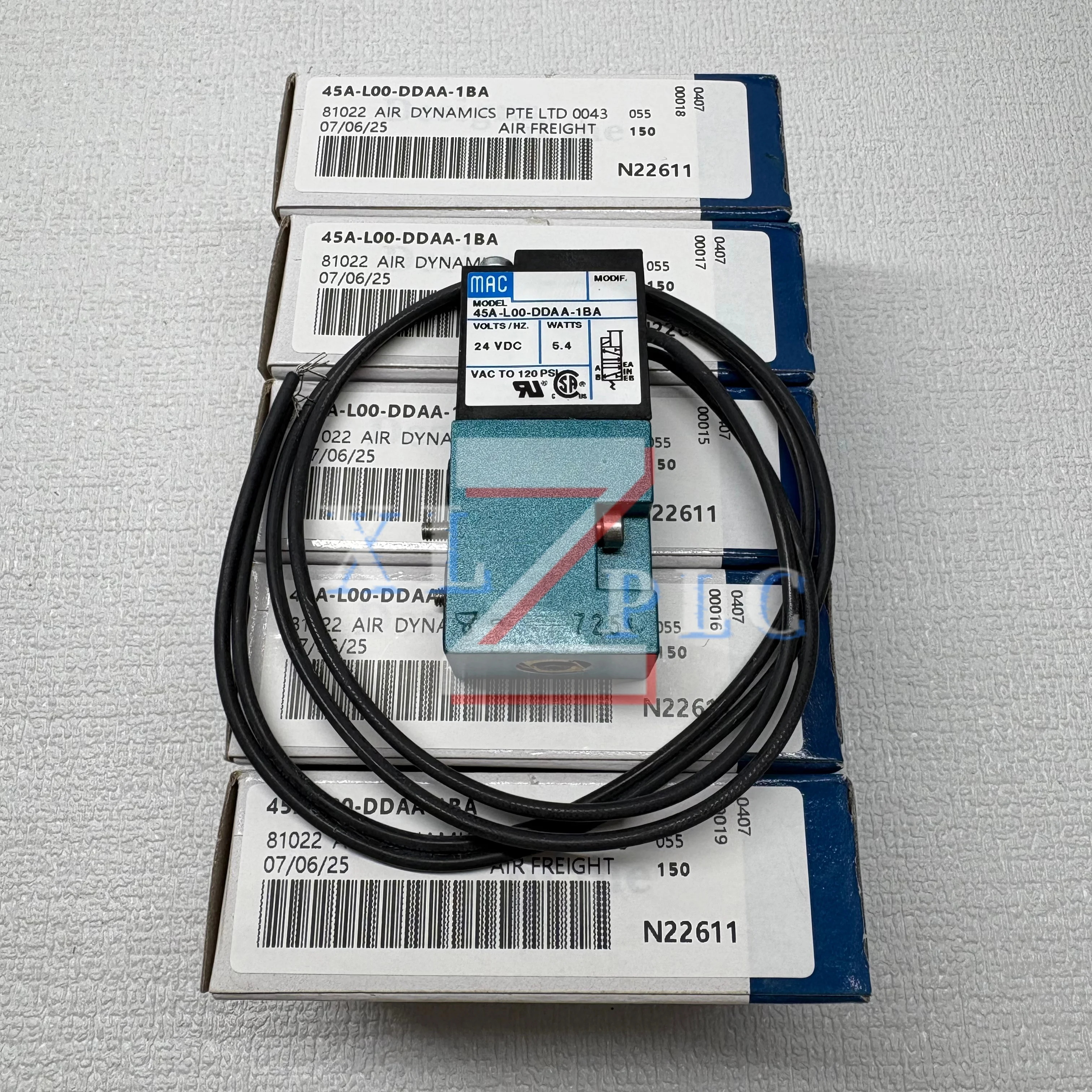 

New original 45A-L00-DDAA-1BA Solenoid valve