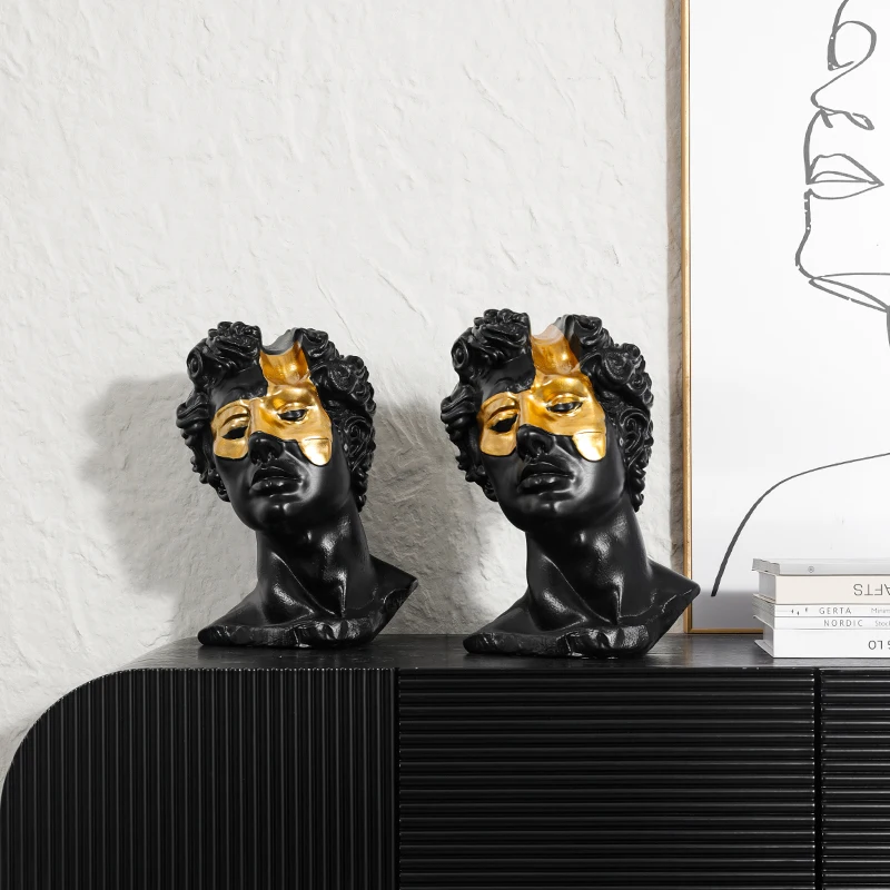 Light Luxury Black Gold David Portrait Sculpture Office Tabletop Ornament Bedroom Resin Sculpture Living Room Home Decoration