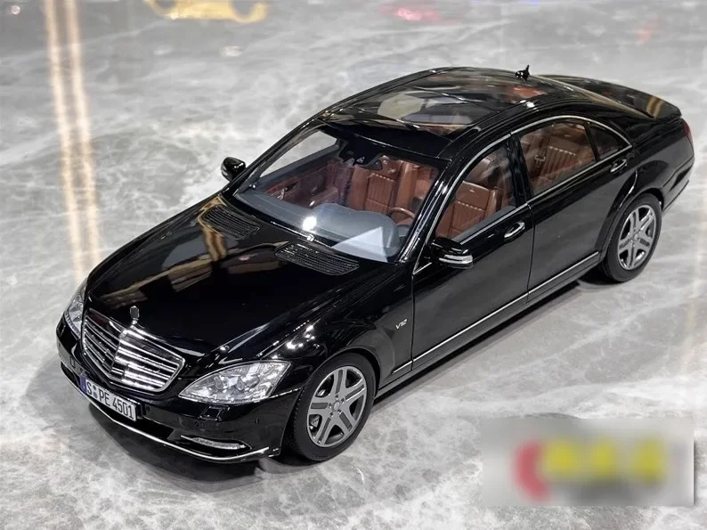 Motorhelix 1:18 für Maybach Mercedes Benz S600L W221 Limited 999 Schwarz Diecast Modell Auto Spielzeug Geschenke Hobby Display Ornamente