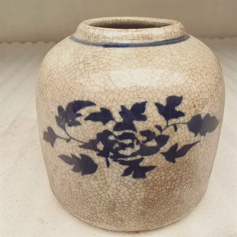 China Old Blue White Porcelain Vase with Character Story Patterns Storage Jar Traditional Decorative Ornament