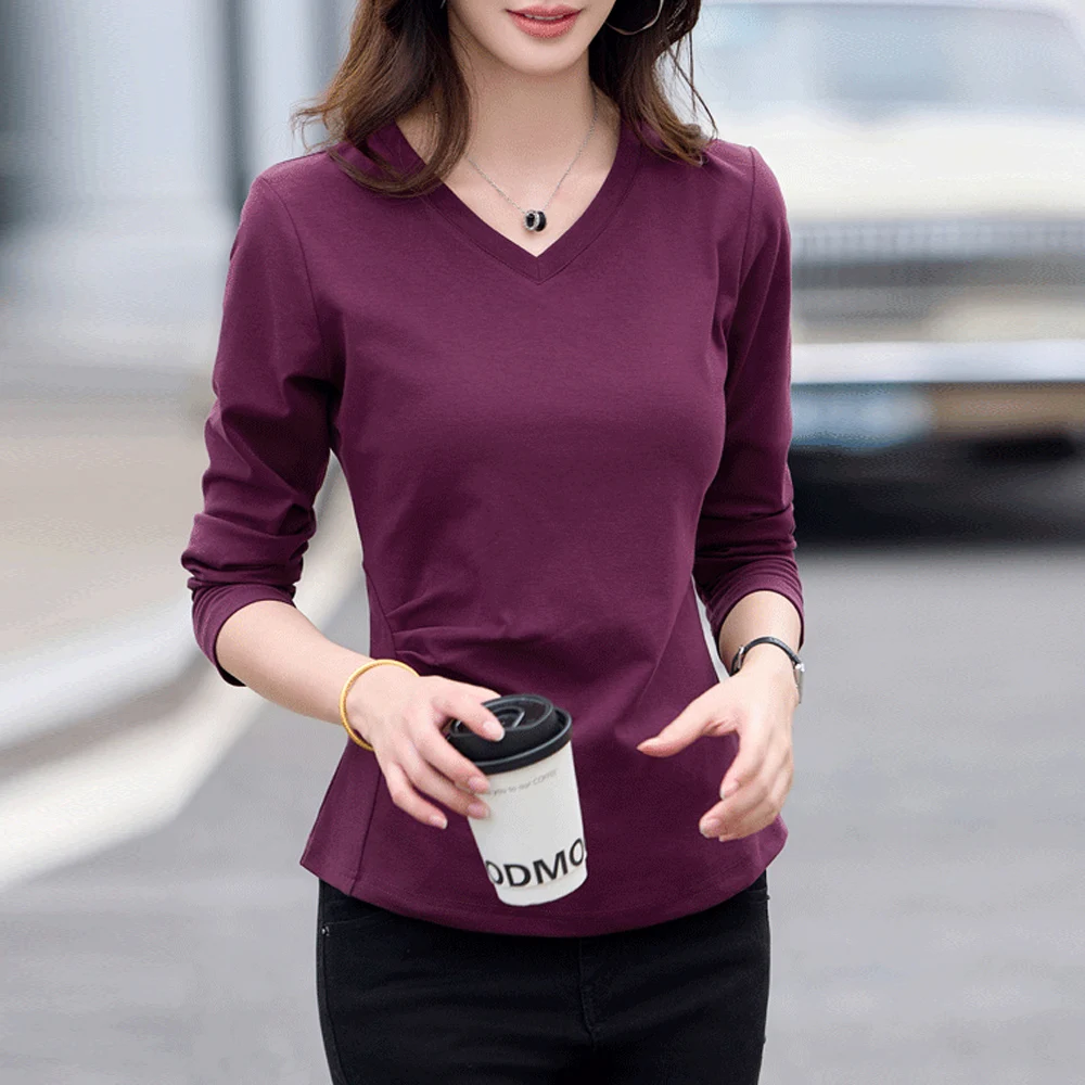 

Wine red long sleeved T-shirt for women's autumn outfit, new high-end cotton fashion plus size pleated slim fit V-neck casual to