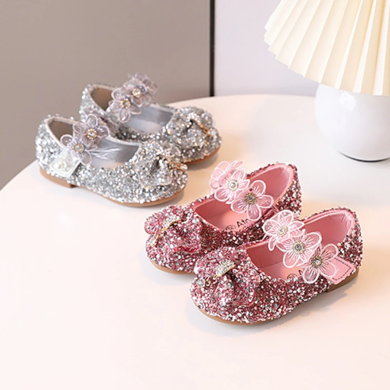 Fashion Girl Shoes Exquisite Elegant Crystal Princess Shoe Shiny Comfort Soft Non Slip Kid Sandals Trendy Versatile Leather Shoe