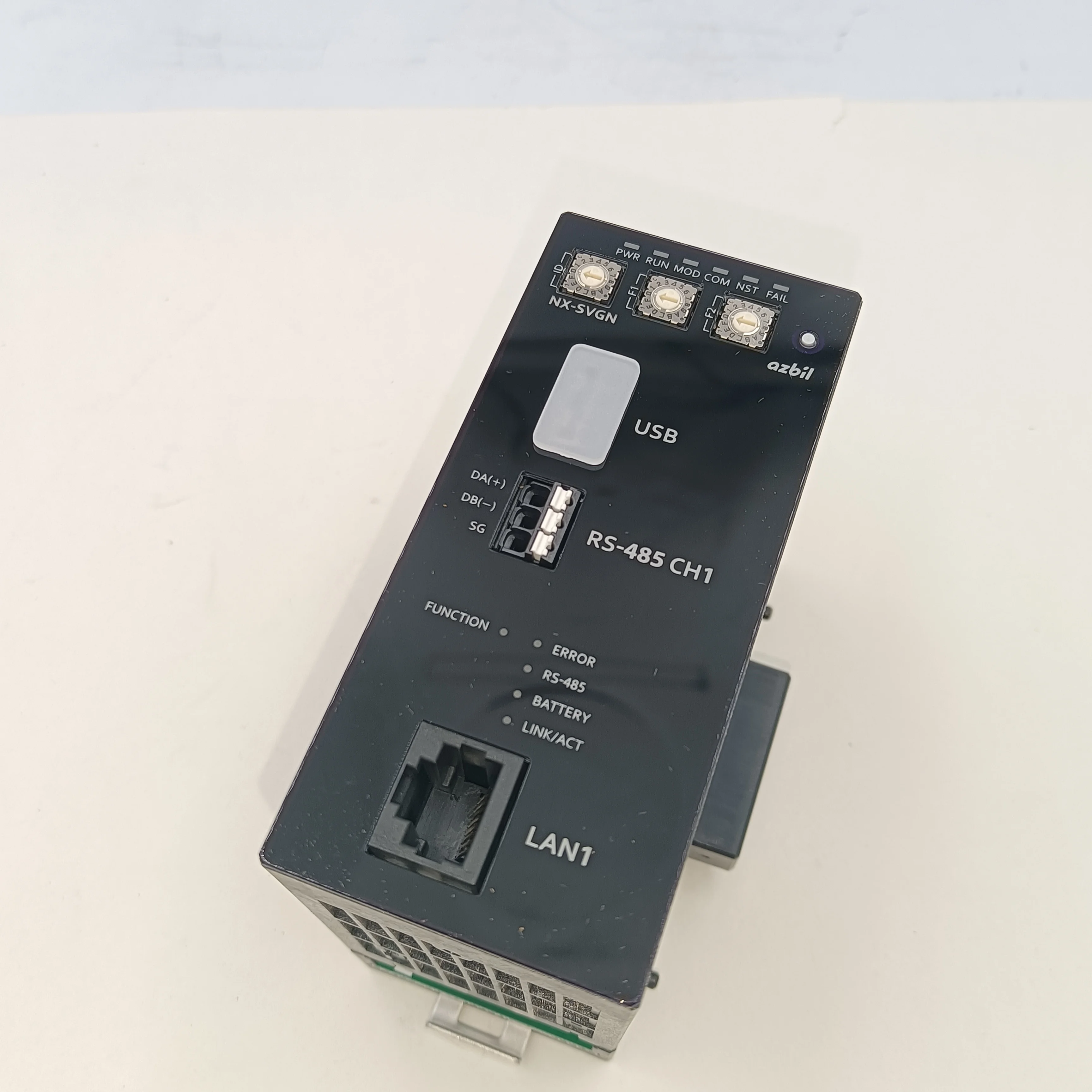 Módulo de control de temperatura NX-SVGN00000 90 en stock