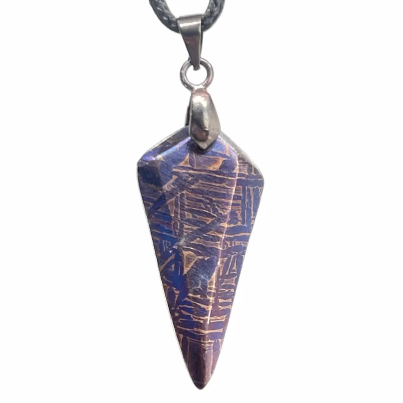 Natural Muonionalusta Iron Meteorite High Temperature Colored Spear Pendant Meteorite Necklace Collectible Ornament LK550