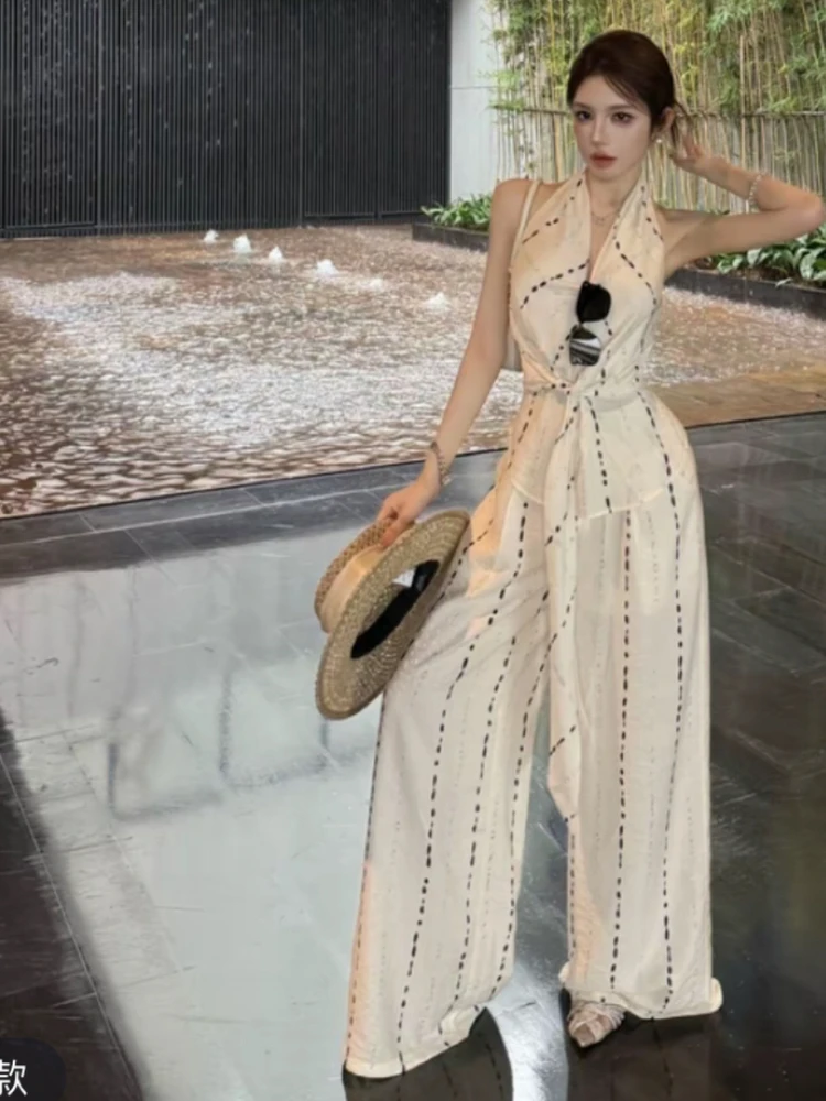 Conjunto de dos piezas de estilo coreano a la moda con cuello colgante y pantalones informales de pierna ancha para mujer