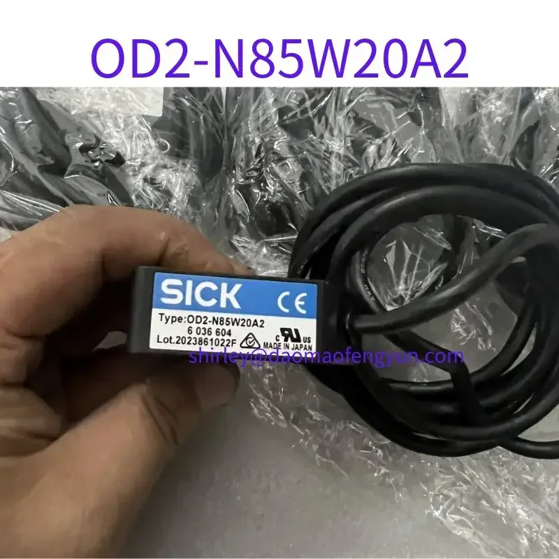 Displacement sensor OD2-N85W20A2 order number 6036604