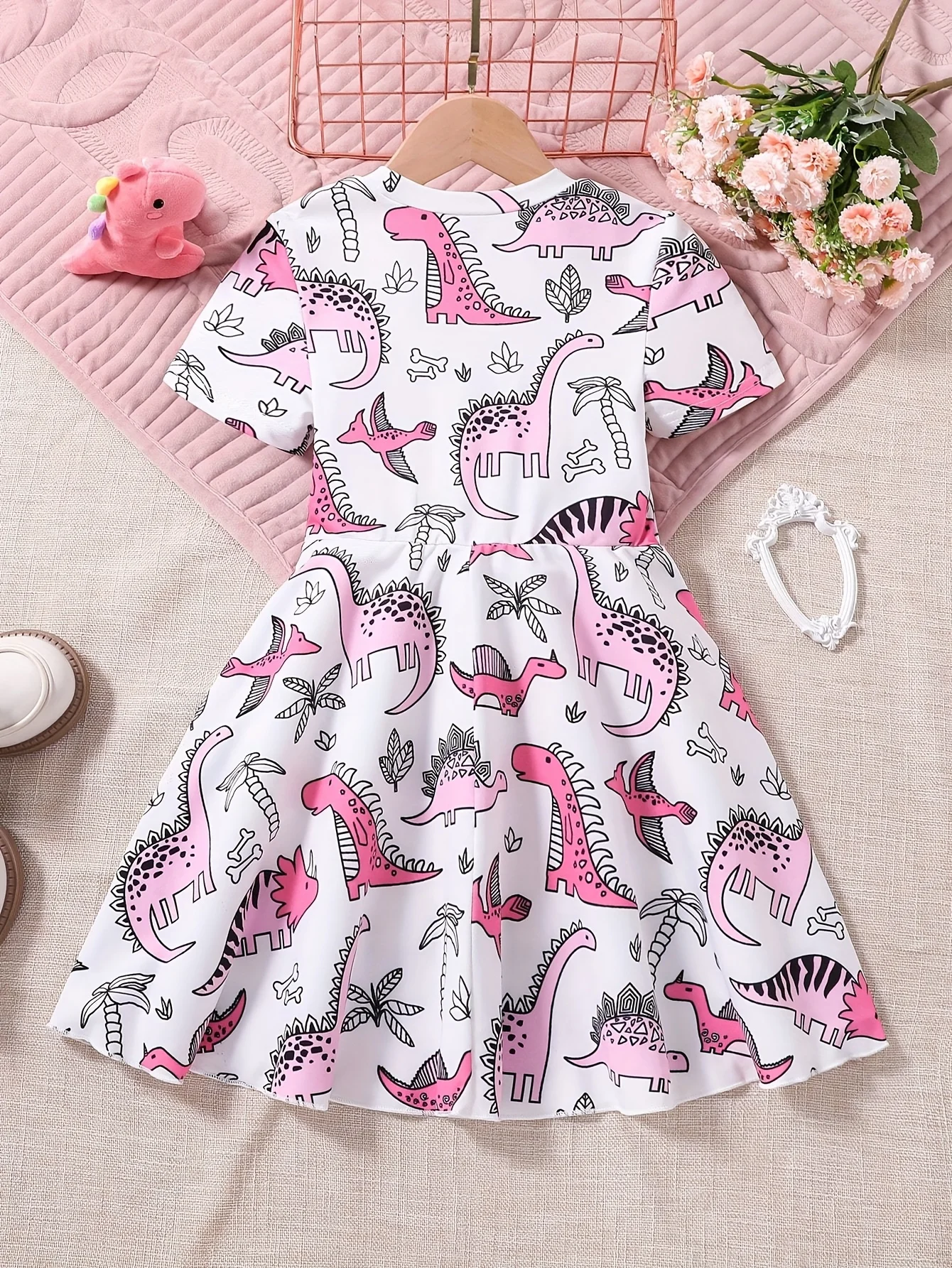 Summer 7-14 Years Girls Cartoon Dinosaur Print Round Neck Short Sleeve Flared Dress for Daily Casual School Days Kids Stylish