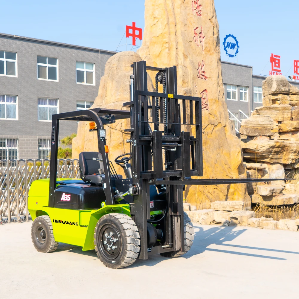 HWC-35 off-road wheel forklift diesel forklift 3 tons 3.5 tons mechanical diesel off-road forklift color support customization