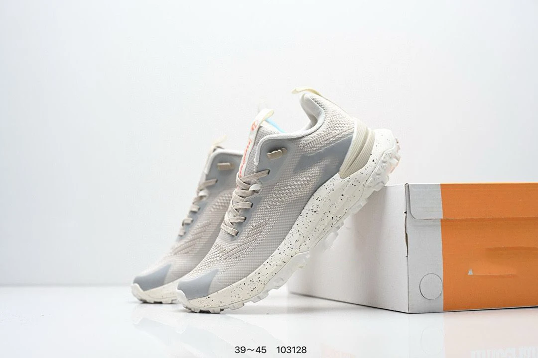 

Men's and Women's Carbon Plate Running Shoes Soft Sole Breathable Gas Exam Training Sports Running Shoes