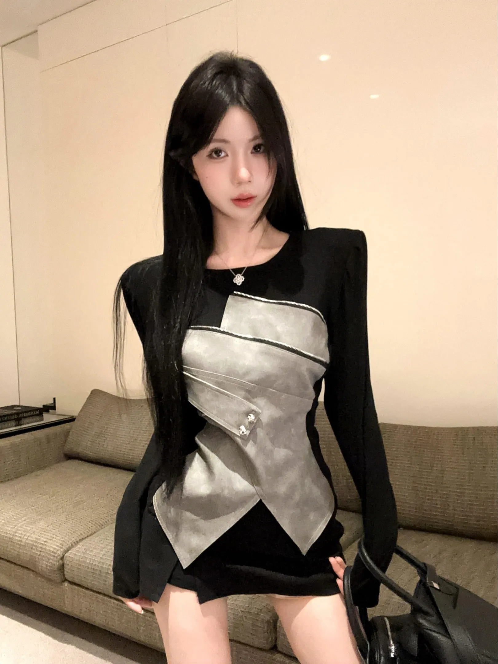 Chic Long Sleeve Irregular T-Shirt Women's Autumn Winter Spicy Girl Shoulder Pad Base Shirt Inner Wear Cotton Polyester Blend