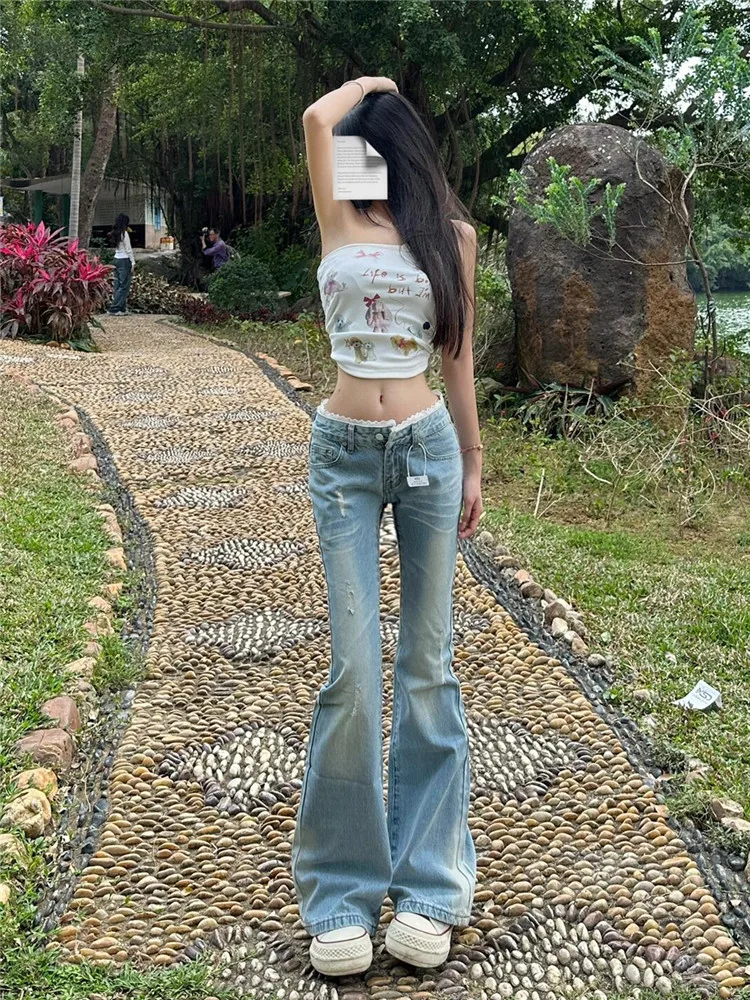 

Светло-голубые кружевные джинсы с низкой талией и расклешенными штанинами, женские, облегающие, сексуальный дизайн, длинные брюки в пол, повседневные, весенние, с эффектом потертости