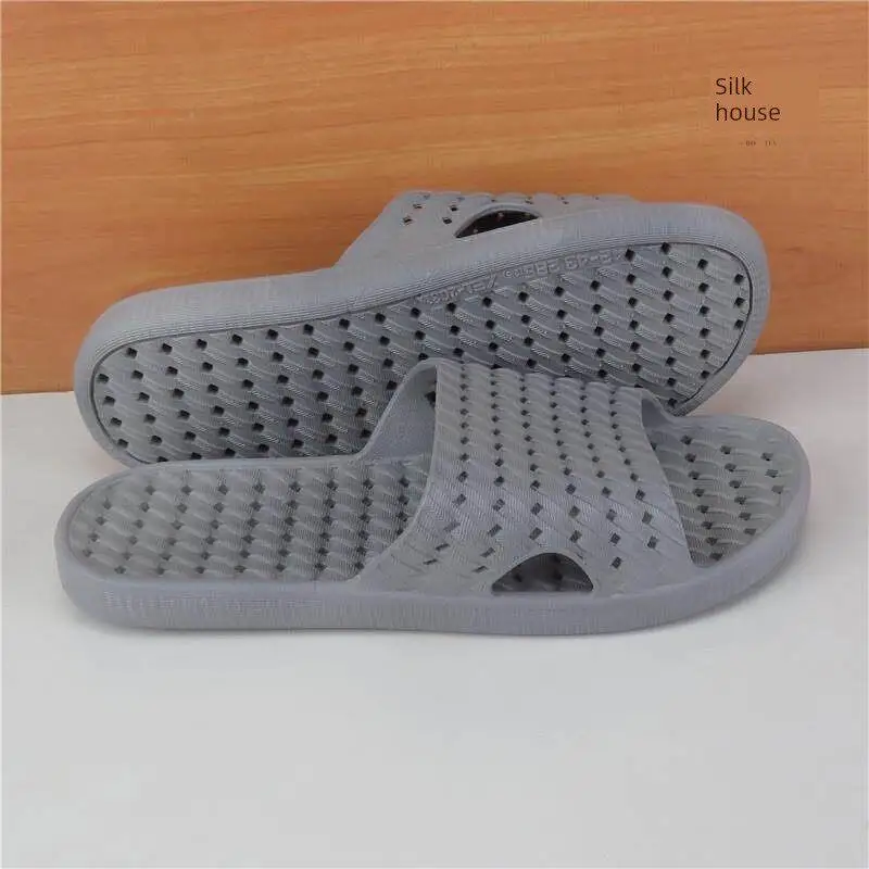 

Large Size Home Bathroom Slippers for Men And Women Summer Style Cut out Design Couple Matching Slip Resistant Casual Slippers