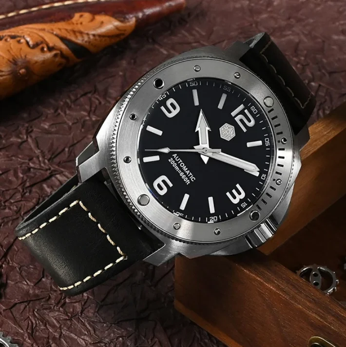 

San Martin Men Automatic Watch 43MM Square Mechanical Wristwatch Sapphire Diver 20ATM Waterproof BGW-9 Luminous Miyota 8215/8315