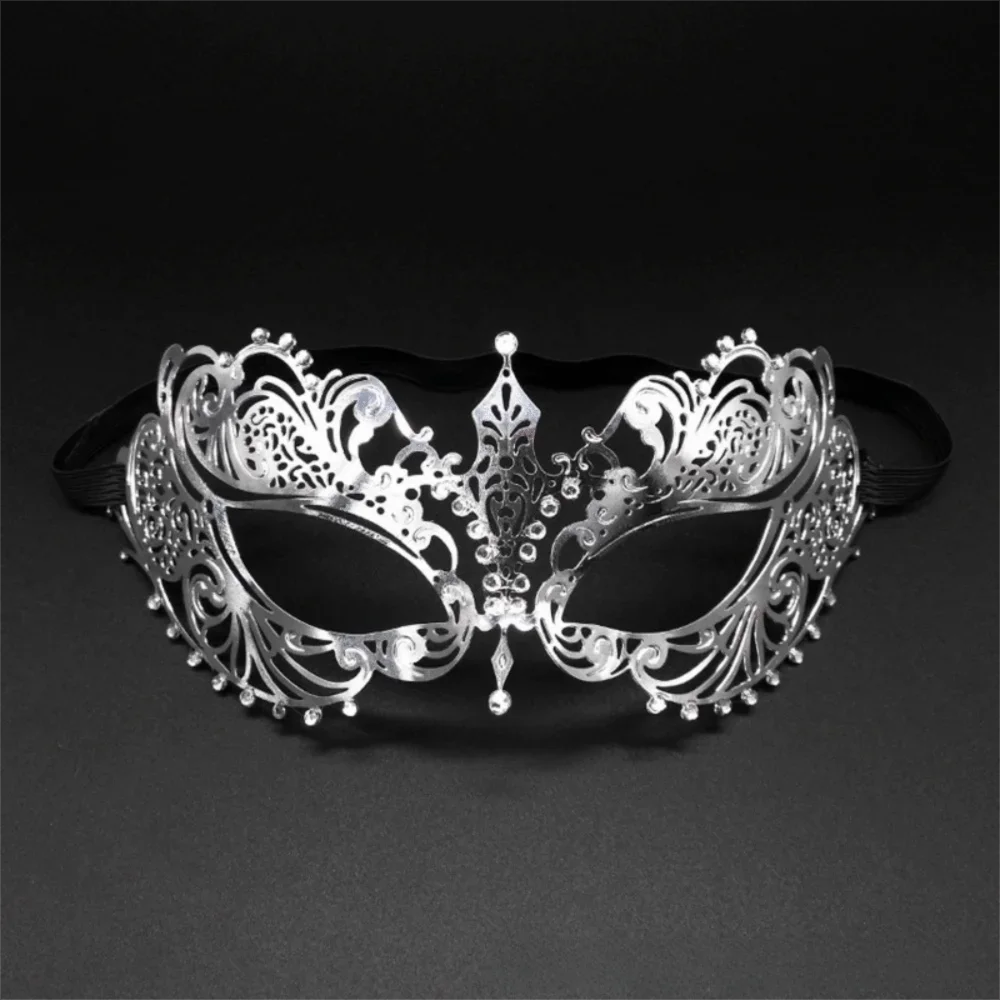 Zwart Goud Schedel Metalen Masker Halloween Strass Half Gezicht Venetiaanse Maskerade Mannen Witte Vrouwen Schedel Feest Masker