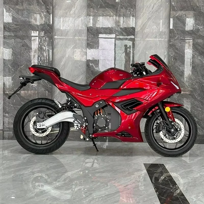 The latest 2026 motorcycles, with optional power and battery configurations. Maximum battery capacity: 150A.
