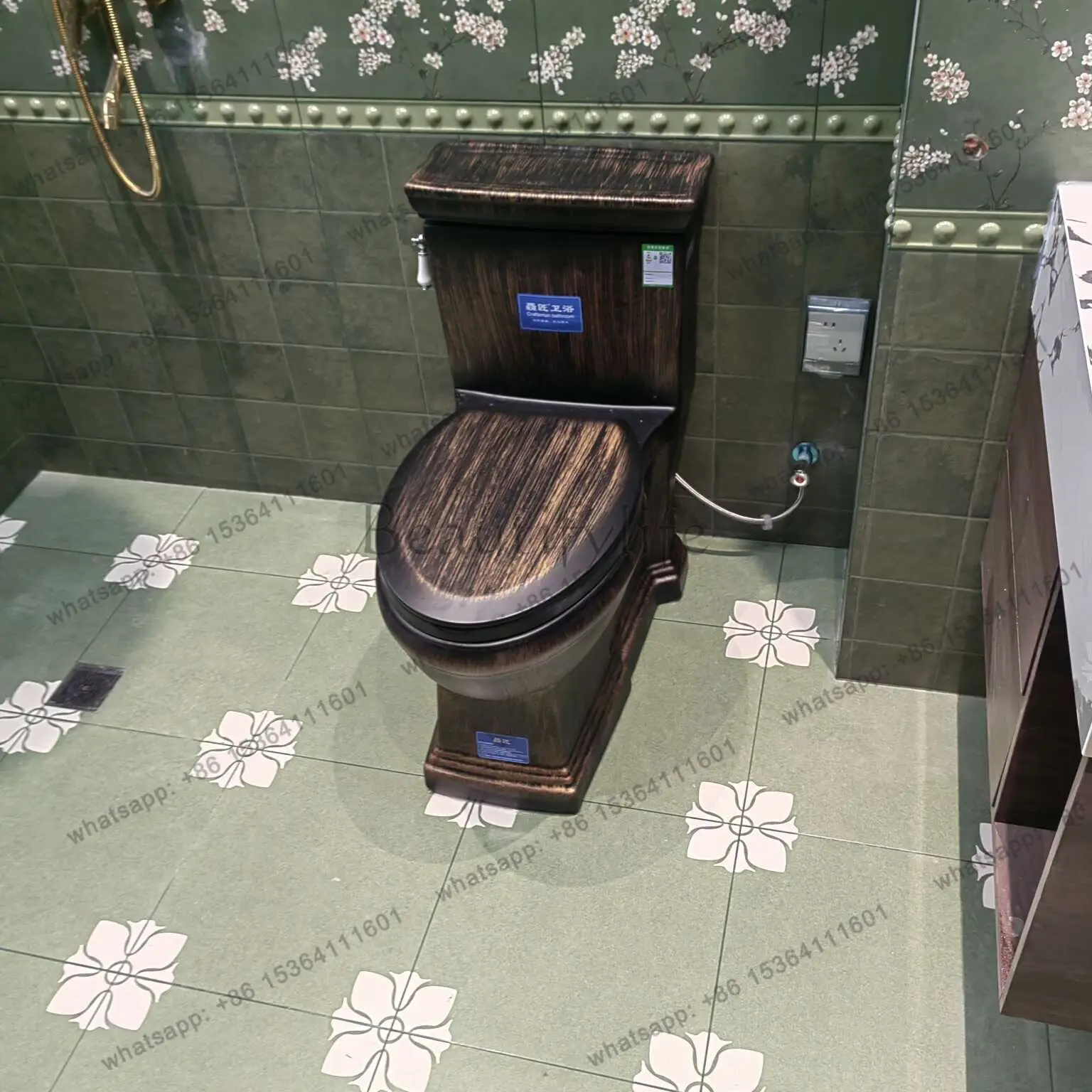 High-end personalized toilet siphon one-piece toilet ceramic color wood grain retro toilet