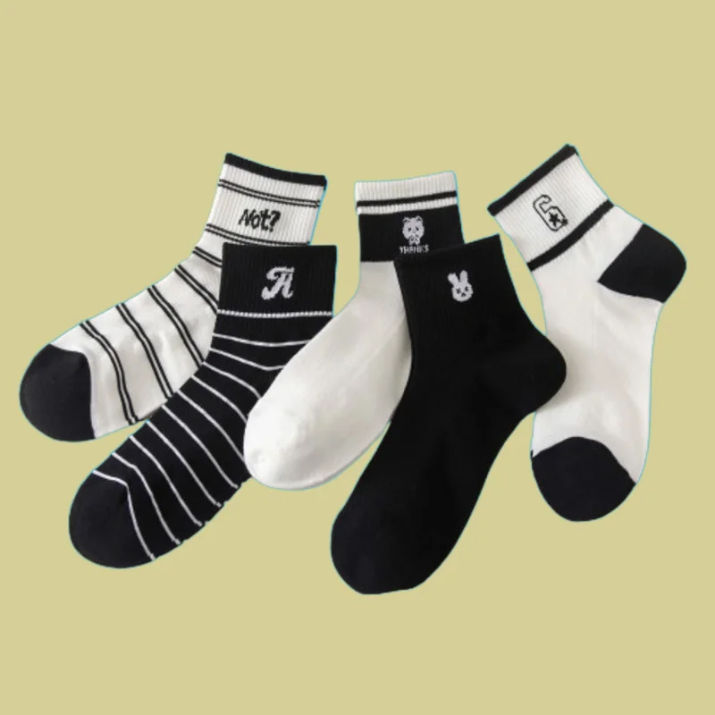 

5/10 Pairs New Fashion Men Women Socks Middle-Tube Thin Cotton Sports Socks Mesh Stripes Black White Ladies Summer Women's Socks