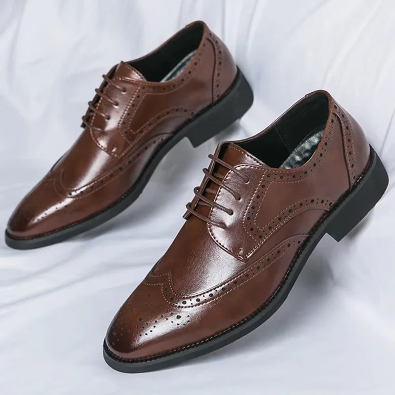 Classic Men's Brogues Shoes Luxury Business Formal Shoes Fashion Casual Leather Footwear Men Dress Wedding Shoes Zapatos Hombre