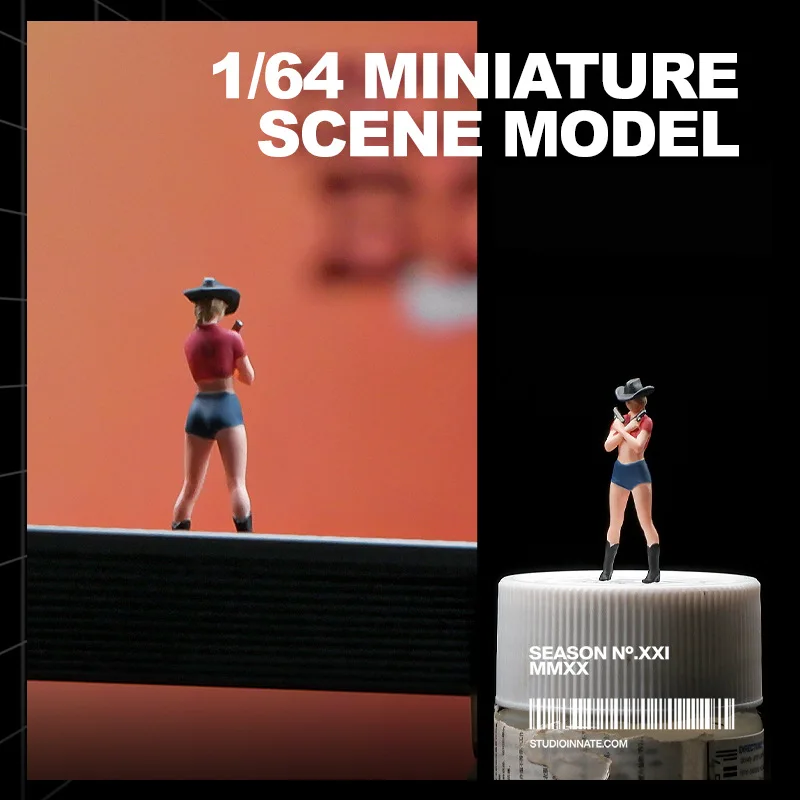 1:64 Western Cowgirl Babe Doll Model Simulated Resin Miniature 3D Scene Props Wholesale