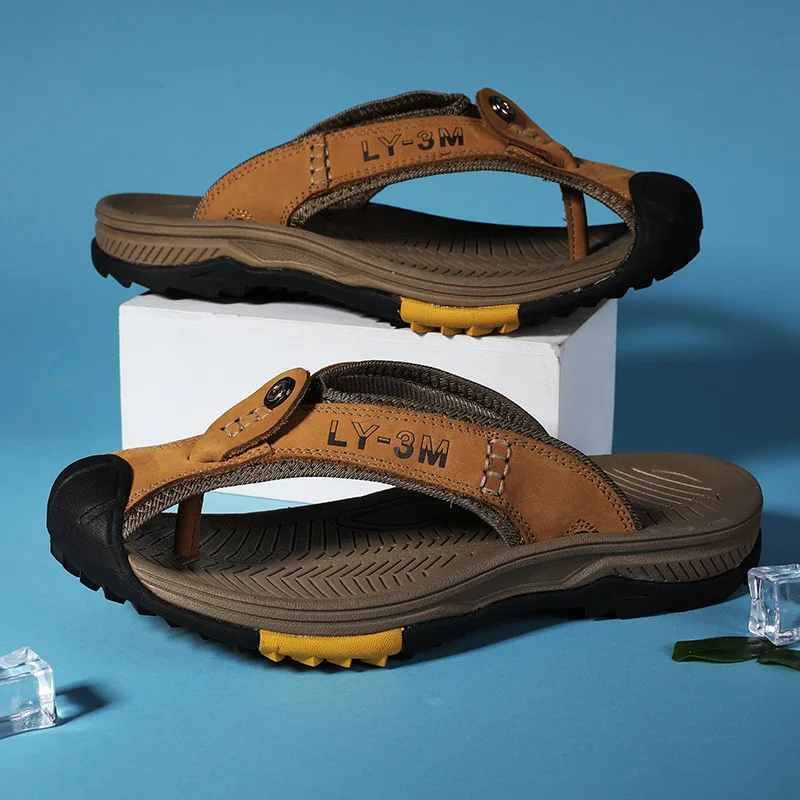 New Men's Genuine Leather Flip-Flops Stylish Non-Slip Beach Sandals Comfortable Durable for Outdoor Everyday Wear Big Sizes