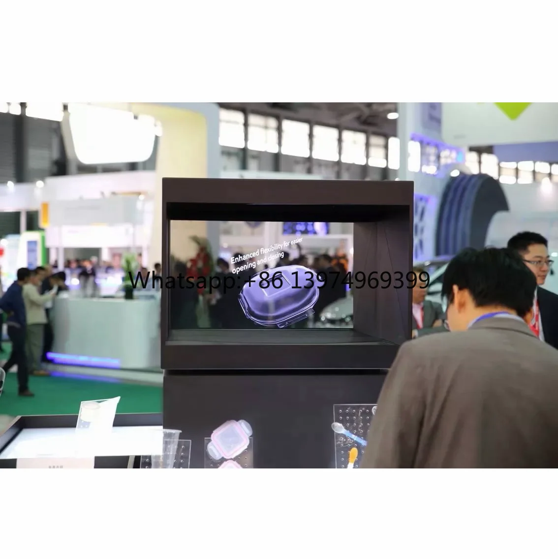 1 Side View 22 Inch 3D Showcase Holographic Projection Box 3D Display System HOLOBOX