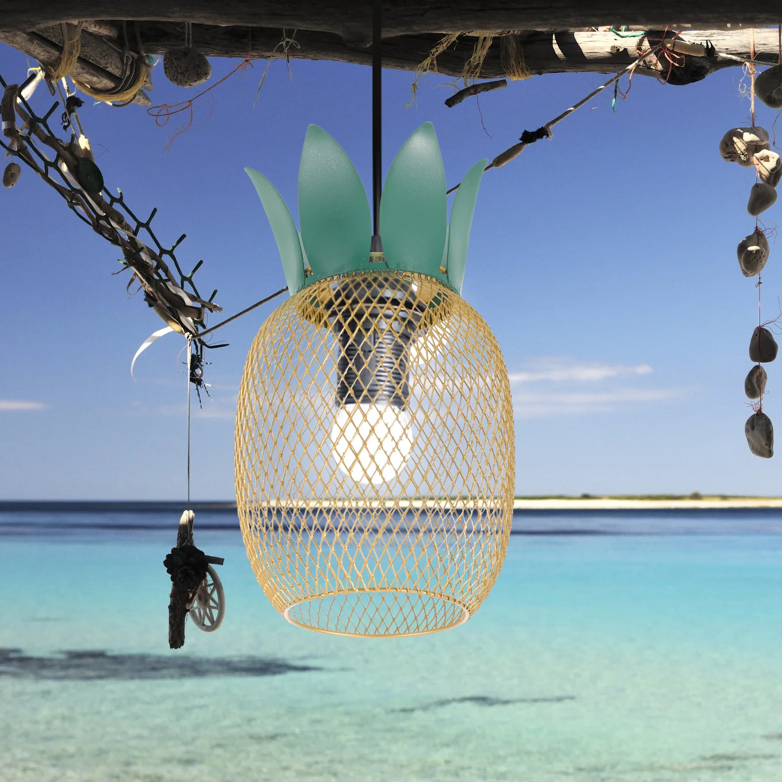 

Pineapple Shaped Lamp Shade Hollow Out Metal Wire Decorative Mesh Ceiling Light Cover for Home Hotel Restaurant Decoration