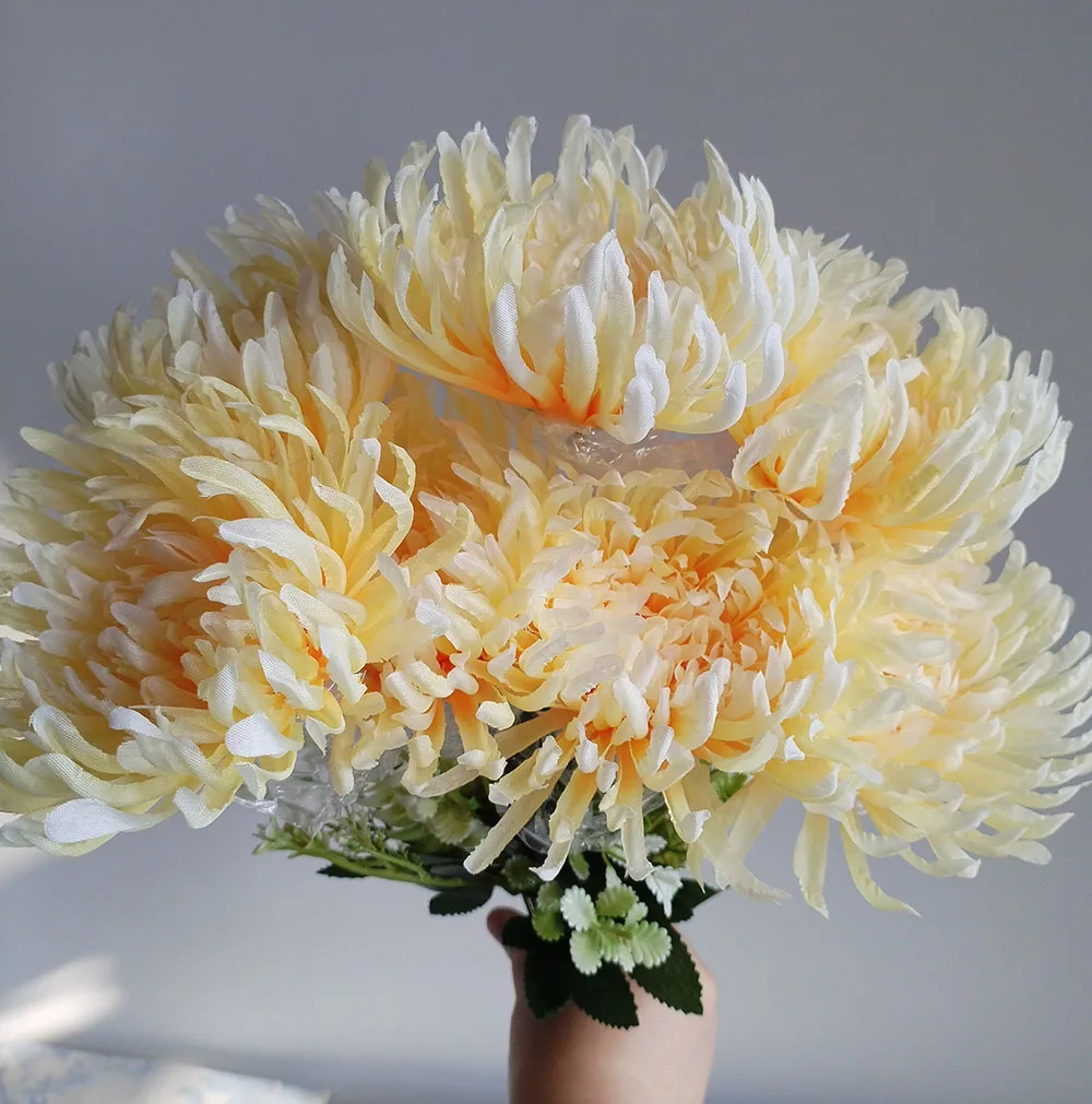 Künstliche Blumen, Chrysanthemensträuße, 7-köpfige Seidenblume für Hochzeit, Schreibtisch, Zuhause, Party, DIY, Dekoration, gefälschte Rosen, Blumenarrangements – Detail 6